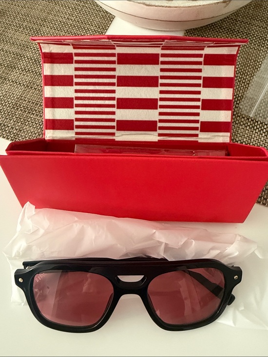 Diff Eyewear Accessories - Beach riot x diff